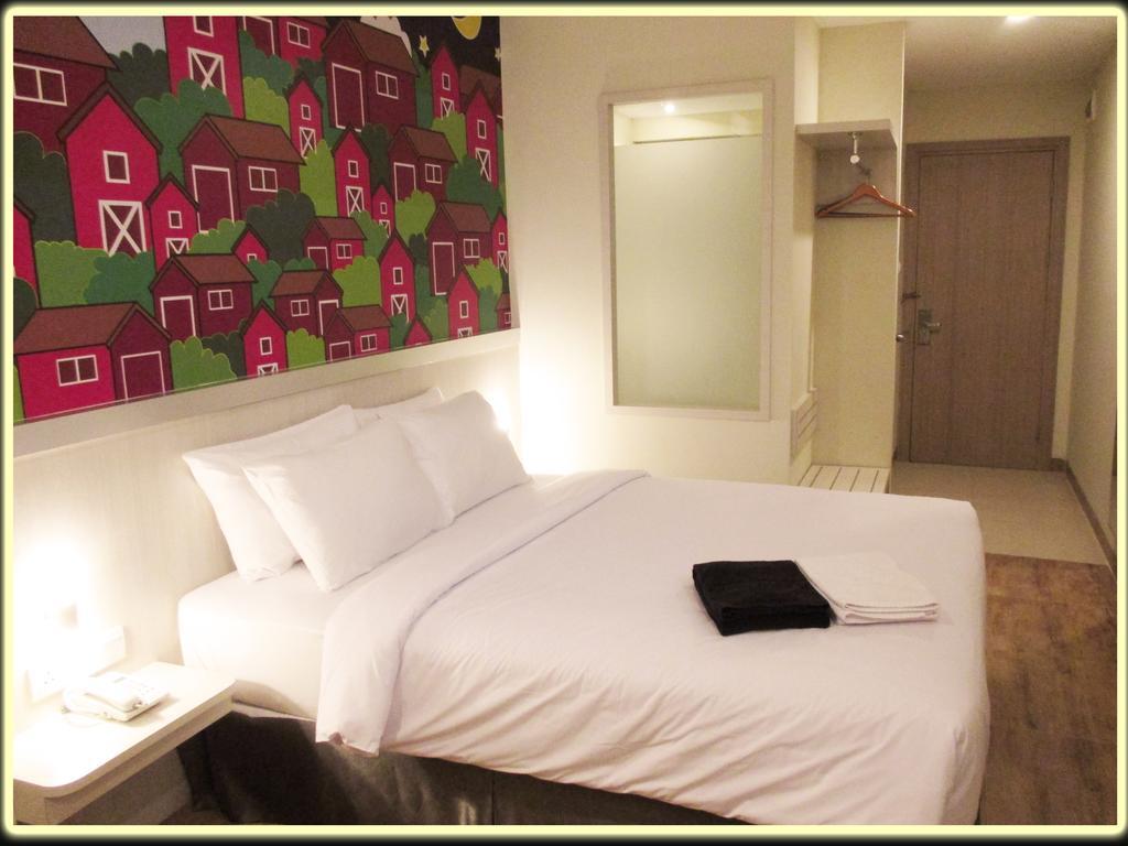 Отель Nite And Day Batam Jodoh Square Номер фото